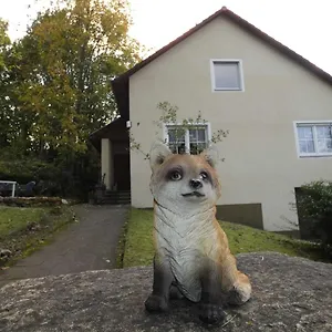 Goldener Fuchs In Moschendorf Goessweinstein